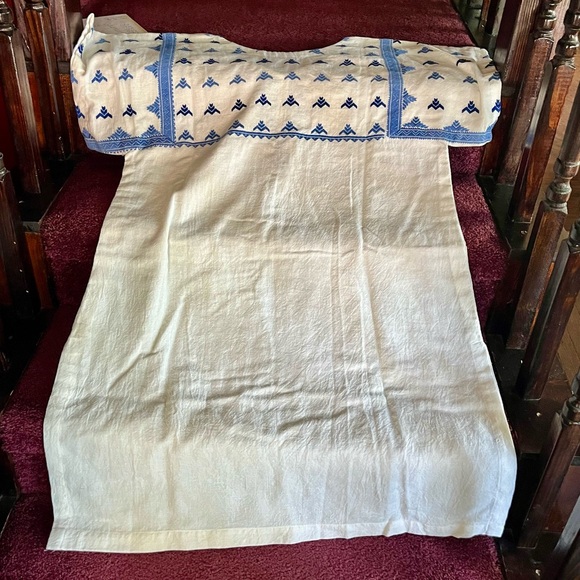 Original “jisti” hand embroidered tunic by Gohar Sajad of Pakistan. Pure cotton - Picture 3 of 7